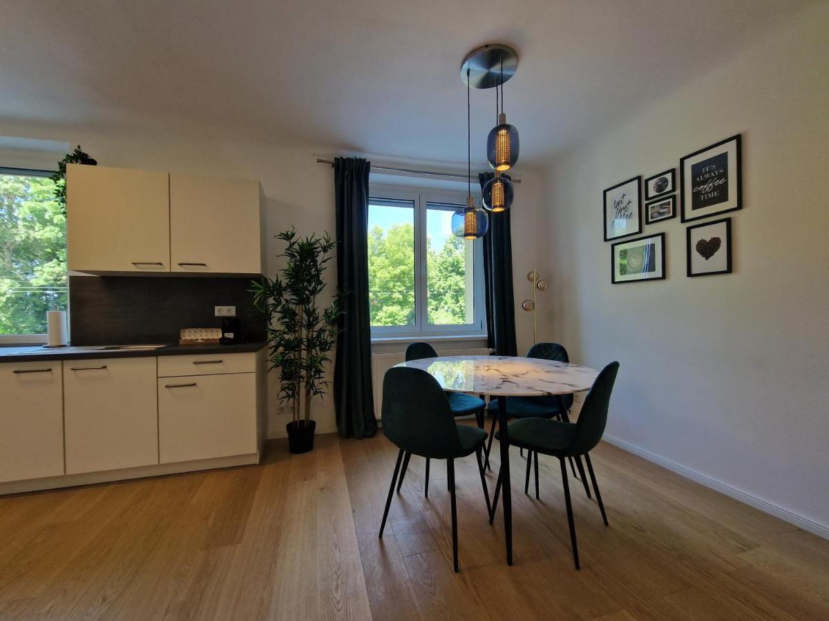 Feelhome-Donau-6 Gaeste-Wifi-Smart Tv ウィーン エクステリア 写真
